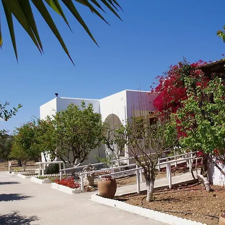 Scarpantos Lägenhet *